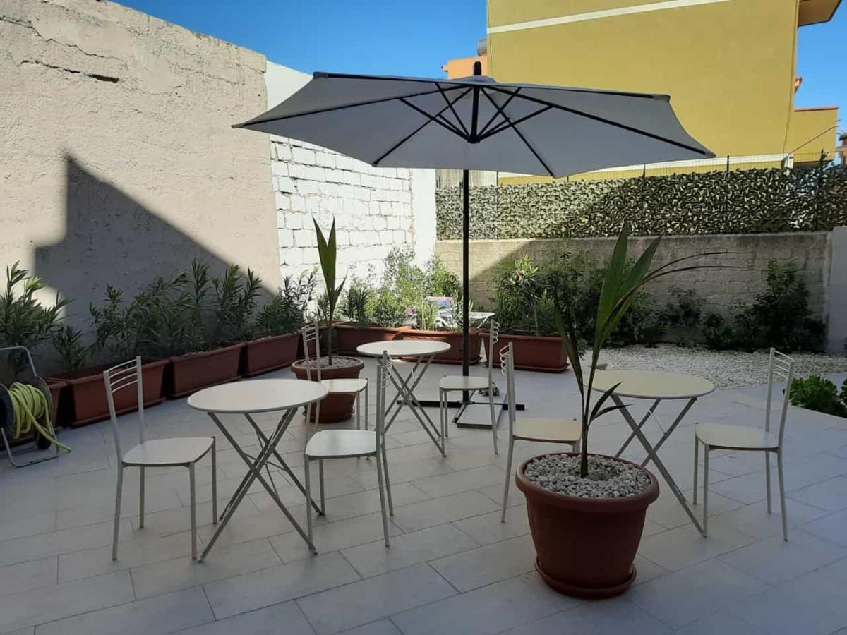 Largo Sicilia B&B อาโวลา ภายนอก รูปภาพ