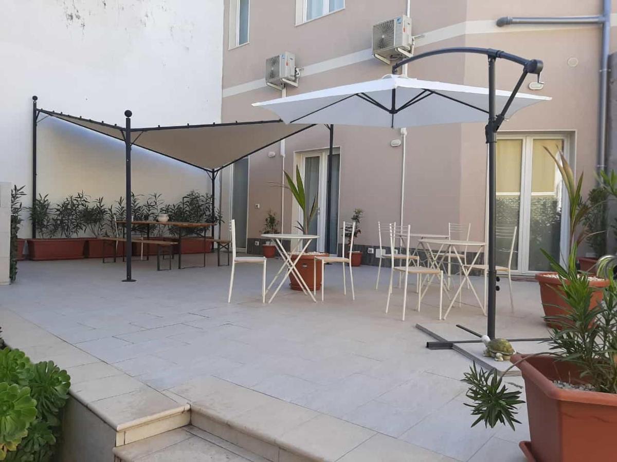 Largo Sicilia B&B อาโวลา ภายนอก รูปภาพ