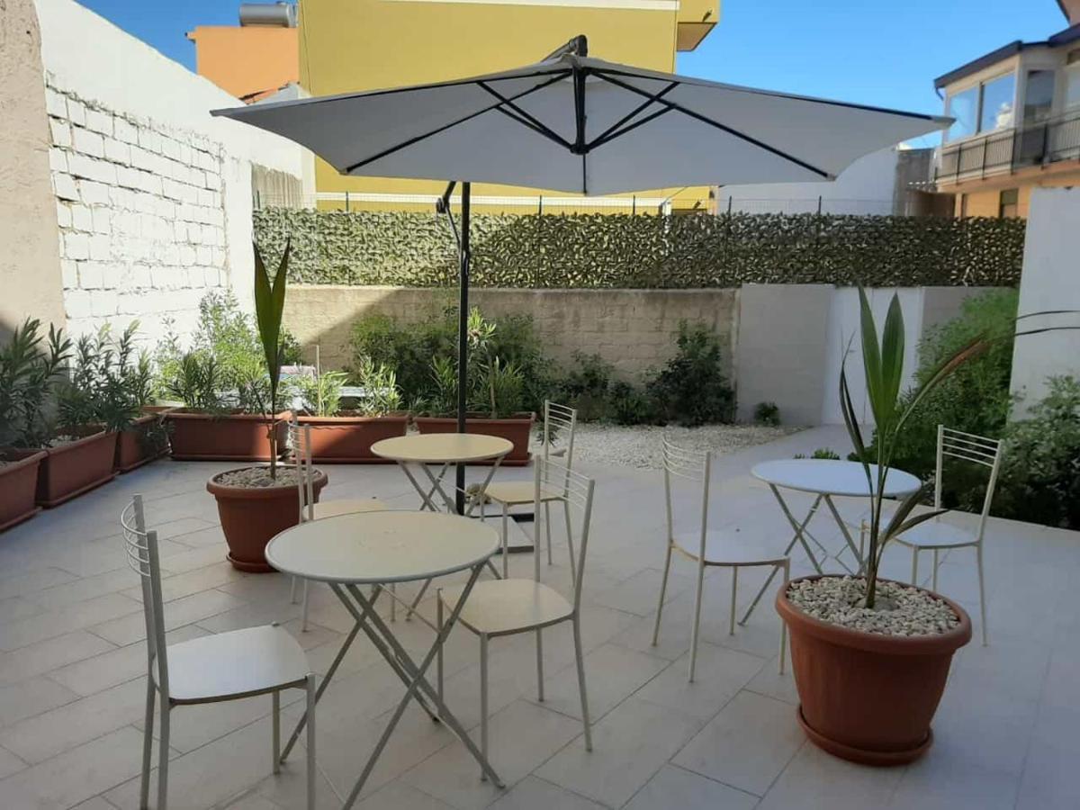 Largo Sicilia B&B อาโวลา ภายนอก รูปภาพ