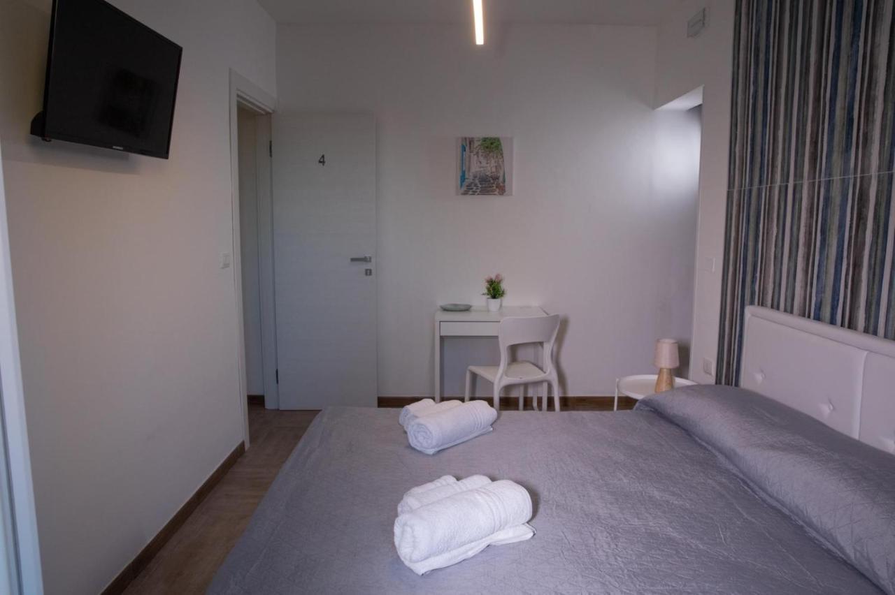Largo Sicilia B&B อาโวลา ภายนอก รูปภาพ