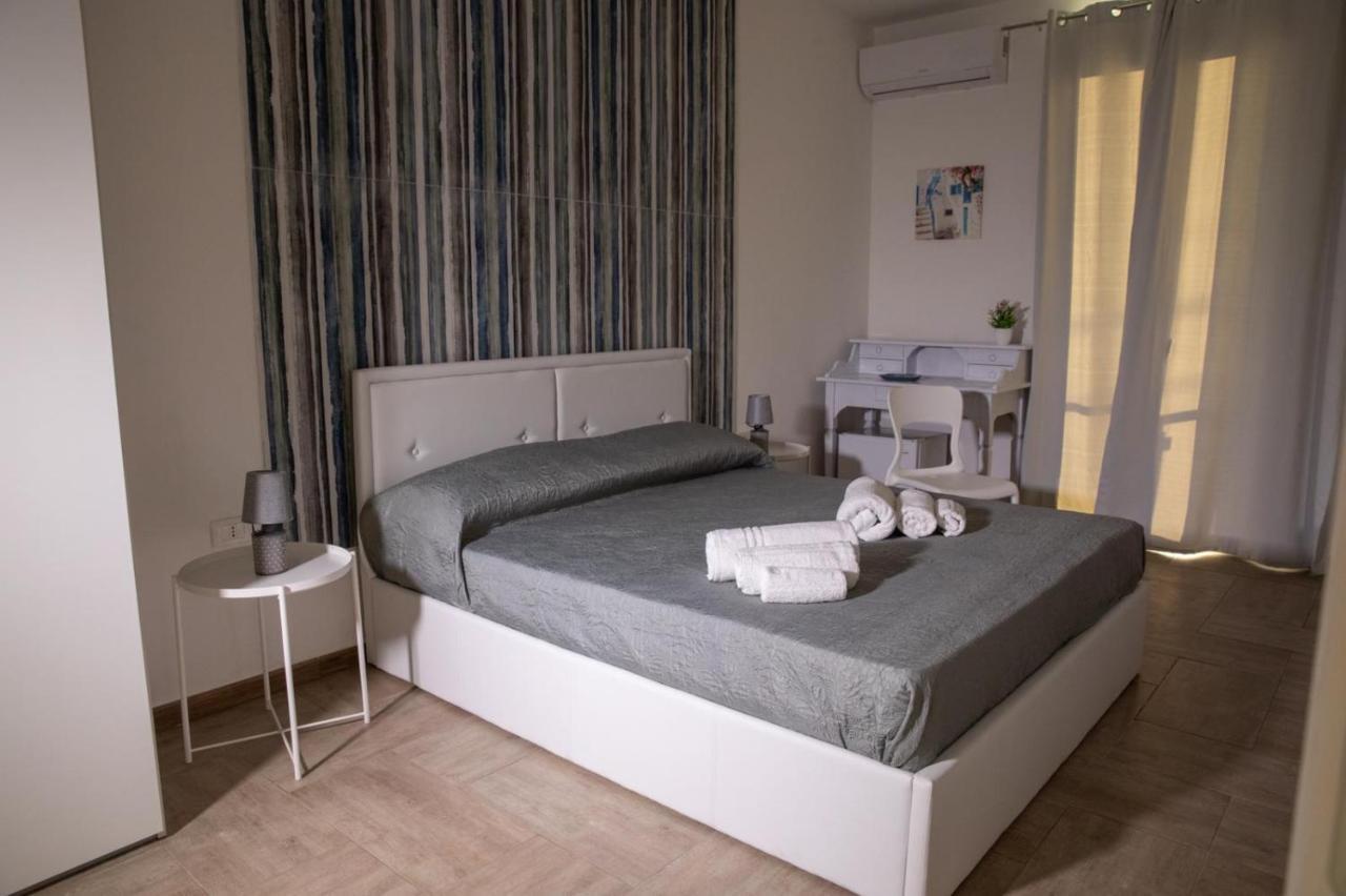 Largo Sicilia B&B อาโวลา ภายนอก รูปภาพ