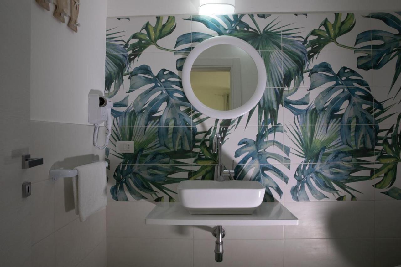 Largo Sicilia B&B อาโวลา ภายนอก รูปภาพ